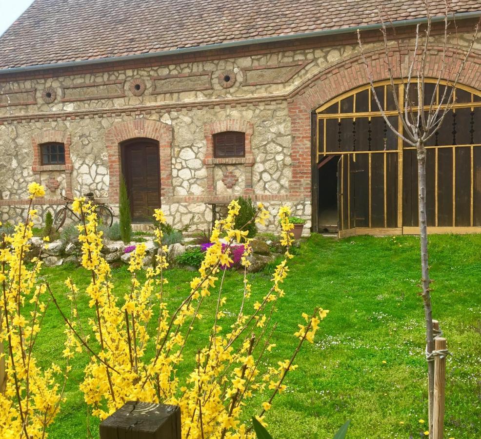 Hotel Levendula Porta és Pajtaszínház à Orfű Extérieur photo