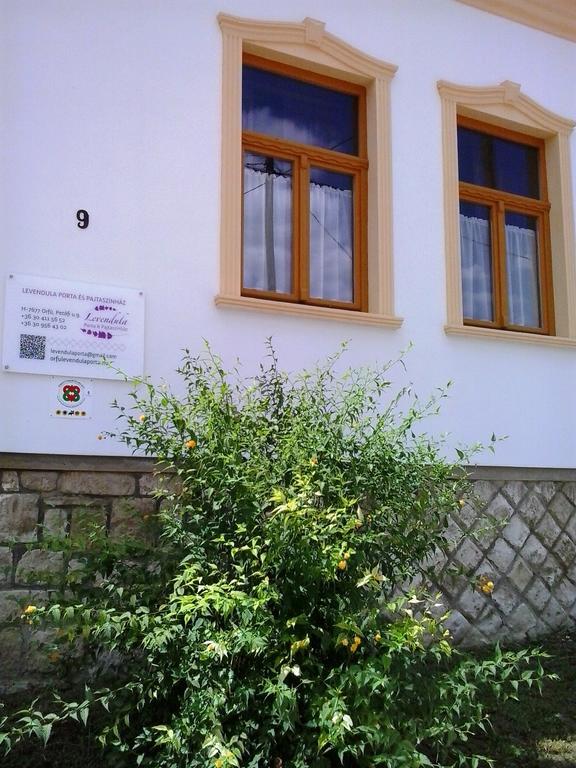 Hotel Levendula Porta és Pajtaszínház à Orfű Extérieur photo