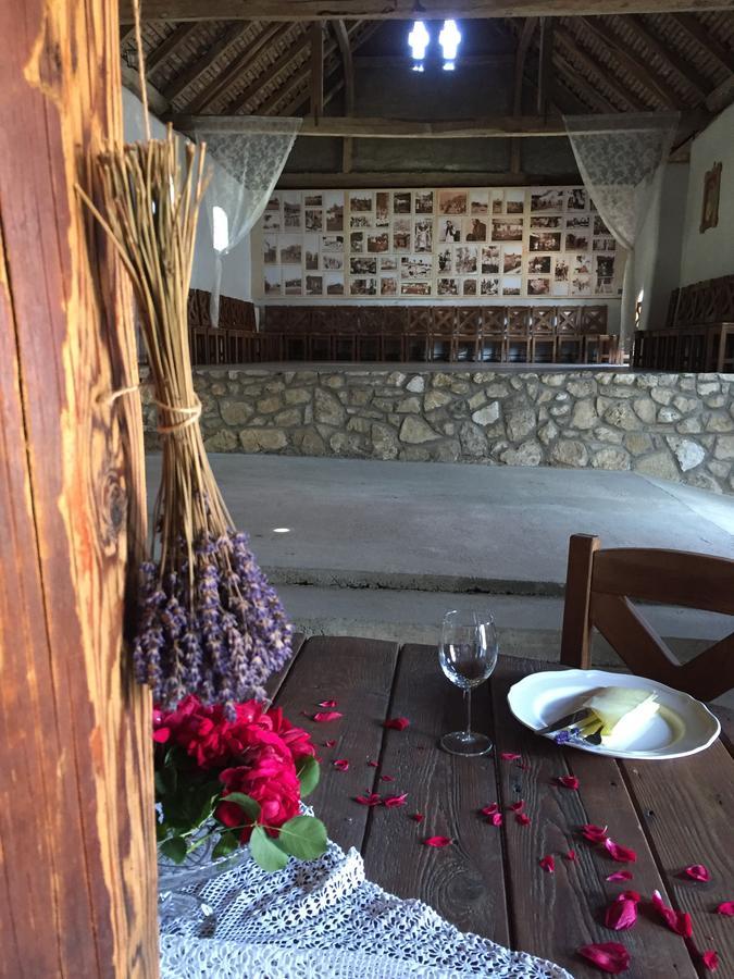 Hotel Levendula Porta és Pajtaszínház à Orfű Extérieur photo